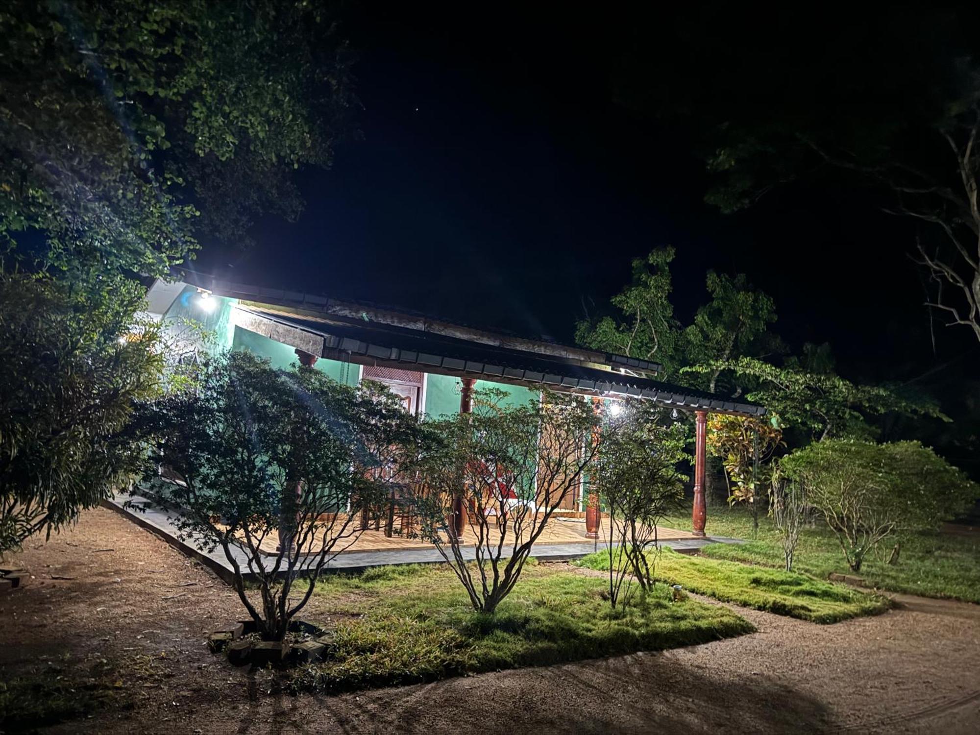 Greenwood Hotel Sigiriya Bagian luar foto